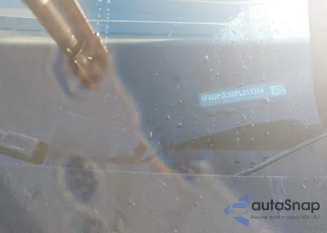 2015 Ford Focus z USA, uszkodzony, nr VIN 1FADP3L90FL213374